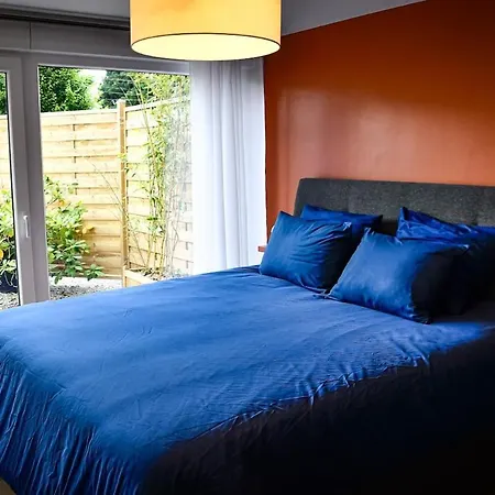 Et Espace Bien-etre Piscine, Sauna, Jacuzzi Feriehus