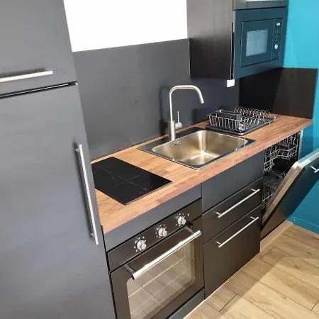 Et Espace Bien-etre Piscine, Sauna, Jacuzzi Feriehus Beaurepaire-sur-Sambre