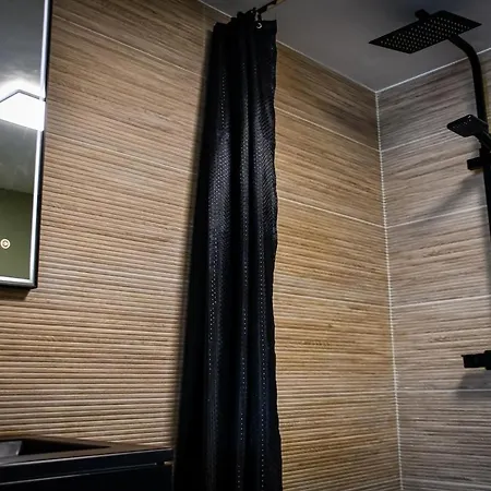 Et Espace Bien-etre Piscine, Sauna, Jacuzzi Feriehus Beaurepaire-sur-Sambre