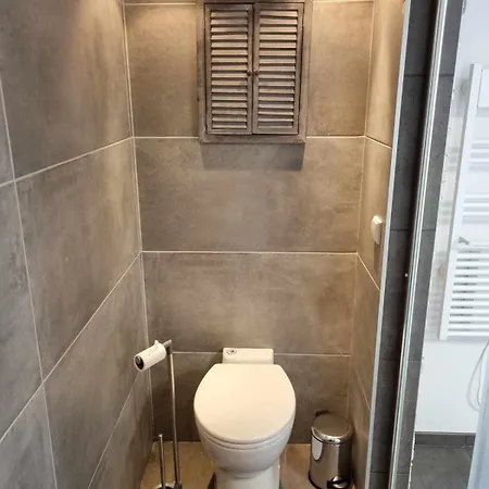 Et Espace Bien-etre Piscine, Sauna, Jacuzzi Feriehus